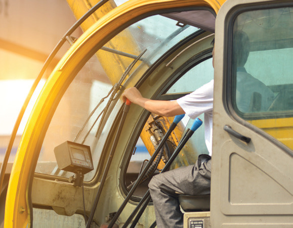 SANIFICAZIONE AUTOMATICA SU MULETTI CON SANILUBE